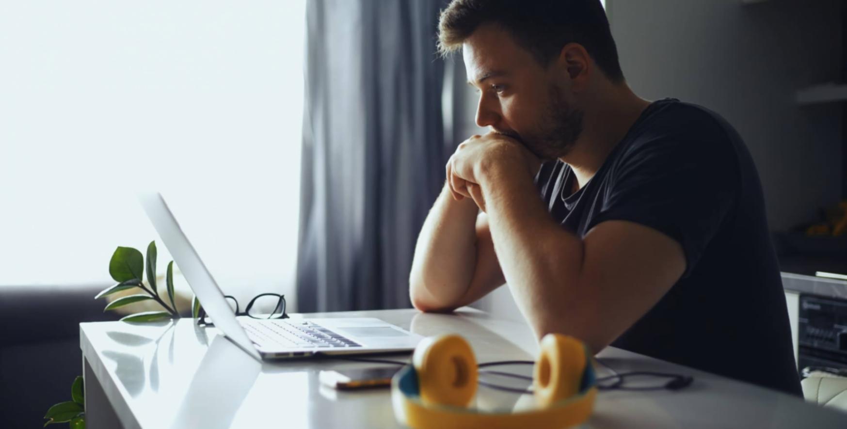 Finanšu audita dokumenti un datu analīze